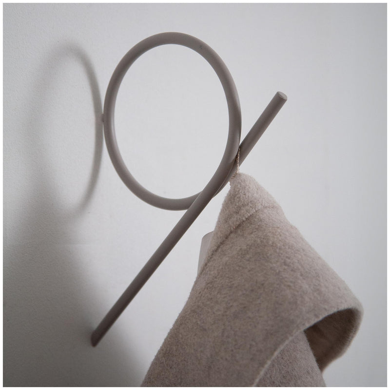 Spinder TUBA Medium Wandhaken - Skandinavisches Design, Stahl, Taupe