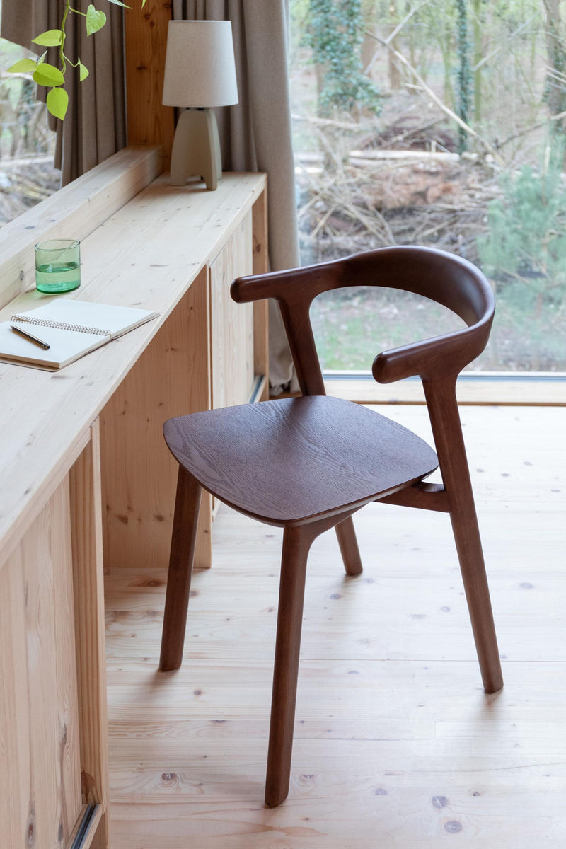 Esszimmerstuhl Northwood Walnuss | Japanisches Design aus Holz