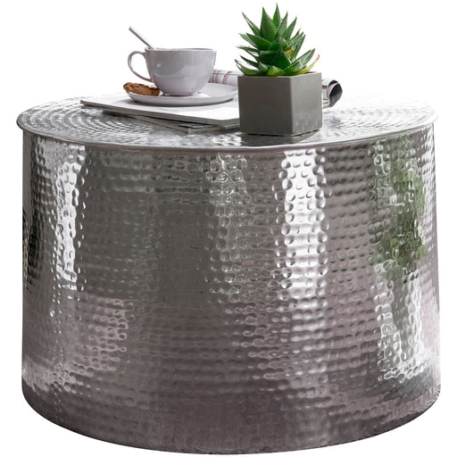 Runder Couchtisch Aluminium Rund Orientalisch Silbern Hammerschlag Modern mit gehämmerter Oberfläche, Gesamtansicht von oben.