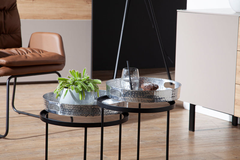 Beistelltisch 2er Set Rund Silber Schwarz Metall Hammerschlag Tablett