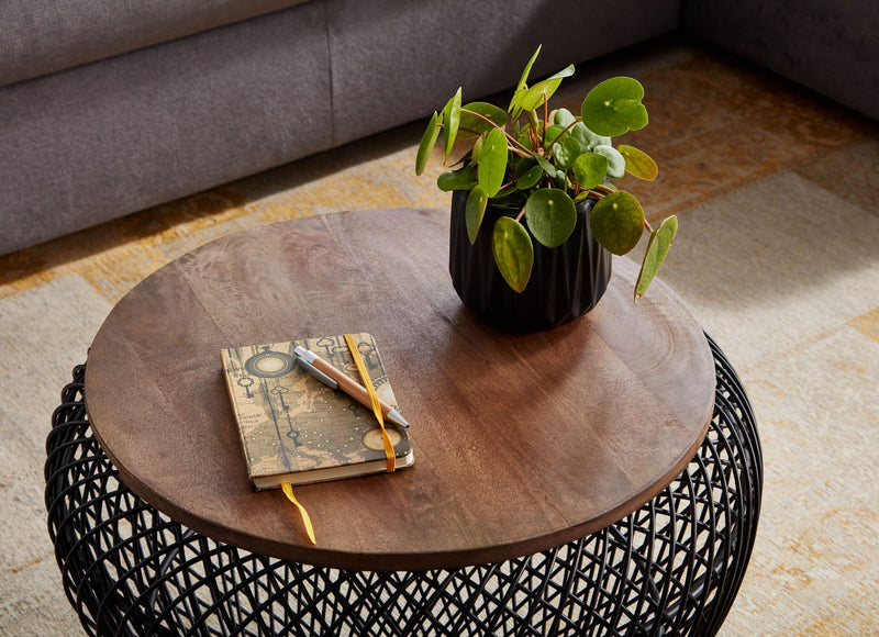 Couchtisch Mango Massivholz Metall Rund Schwarz mit Stauraum Modern
