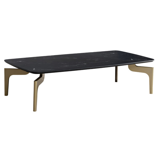 Couchtisch mit schwarzer Marmoroptik-Platte und goldenem Metallgestell, Gesamtansicht von schräg oben.
