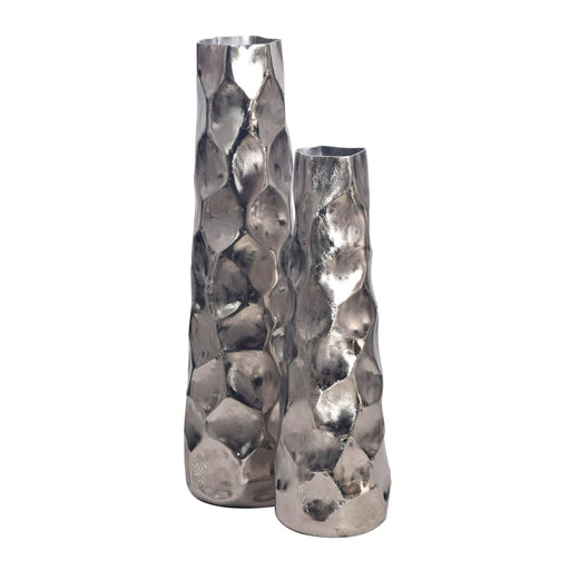 Vase 2er Set Aluminium Silber Hammerschlag, beide Vasen nebeneinander in Gesamtansicht.