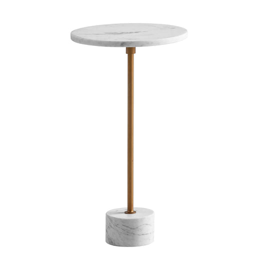 Runder Beistelltisch mit weißer Marmorplatte und zylindrischem Marmorsockel, verbunden durch goldenen Metallstab.