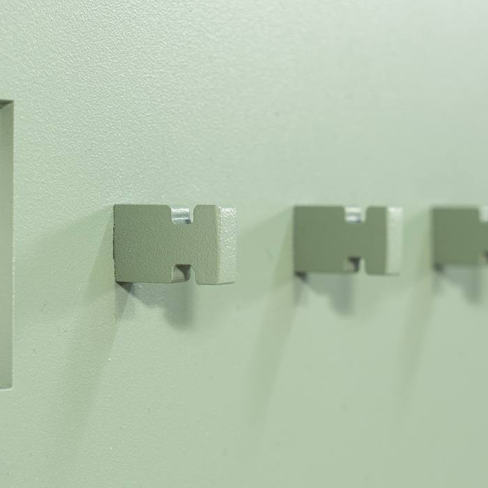Garderobe TETROMINO Hakenleiste Stahl Skandinavisch von Spinder