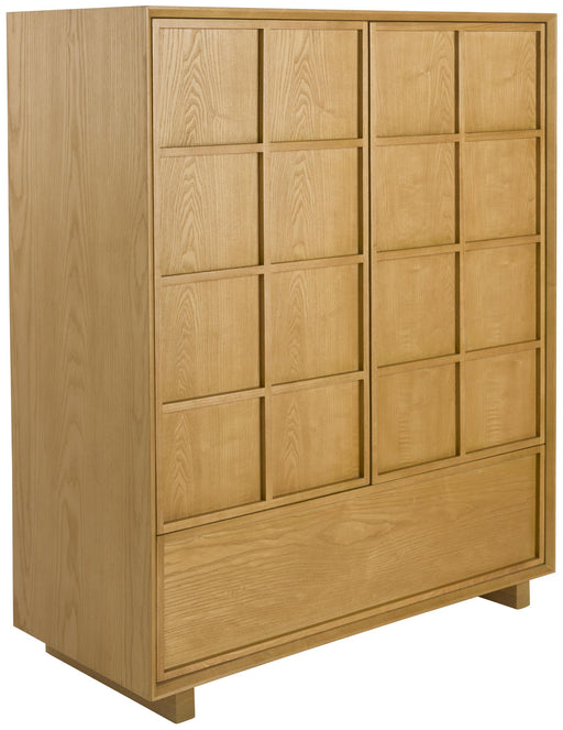 Zuiver Schrank RASTER mit quadratischer Gitterstruktur an den Glasschiebetüren und Eschenfurnier in Natur, Gesamtansicht.