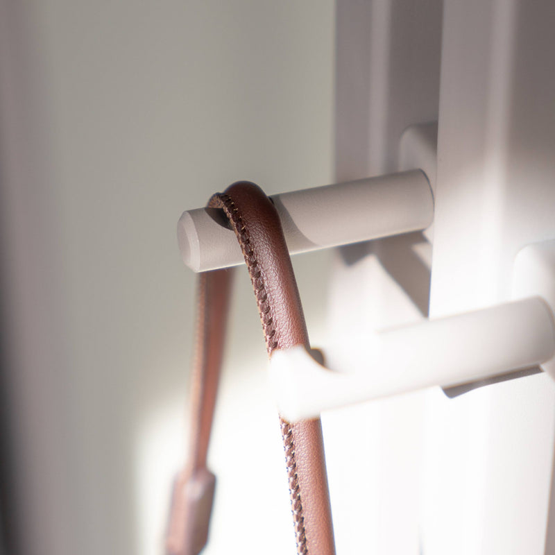Design Garderobe SENZA 5 Silky Taupe beschichtet Wandgarderobe Spinder