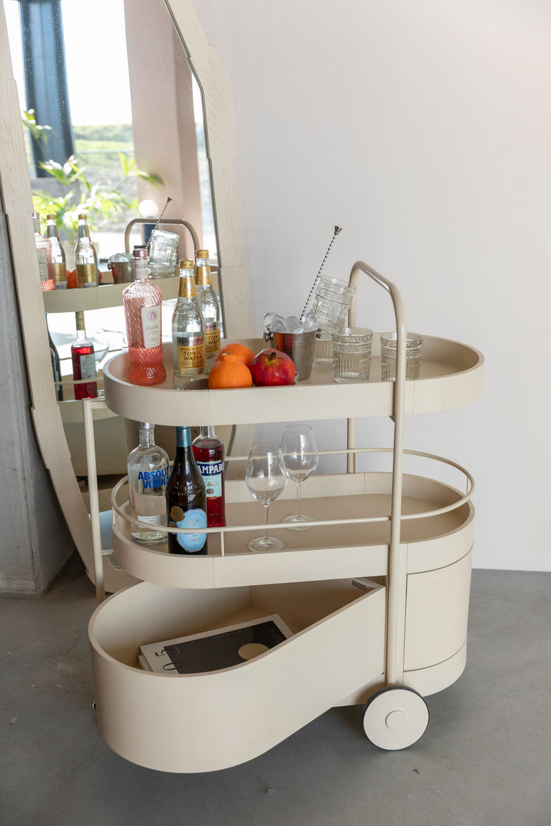 Servierwagen Wim mit Massivholz-Tischplatte und Stahlgestell, Beige