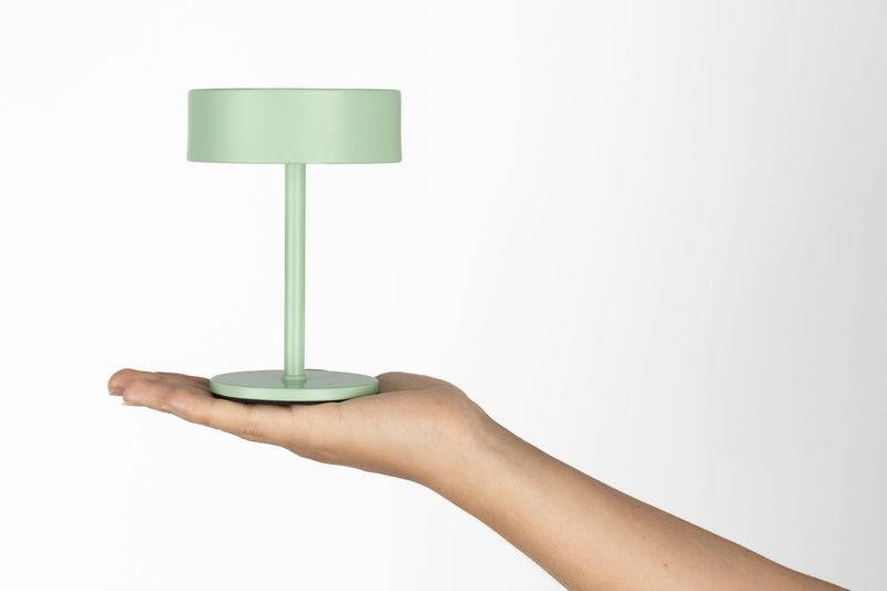 Tischlampe Mini Desert Sage von Zuiver, kabellos mit Touch-Dimmer