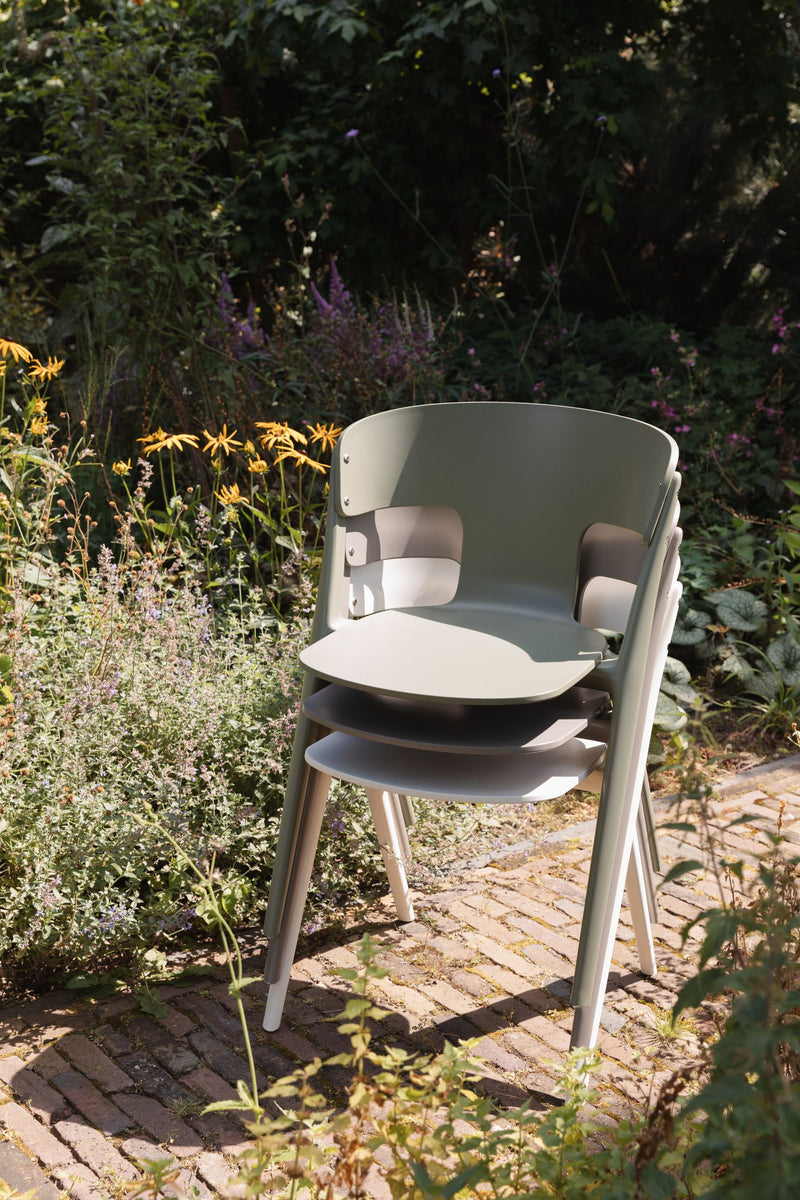 Gartenstuhl Horizon im 4er-Set, wetterfest aus Polypropylen in Taupe