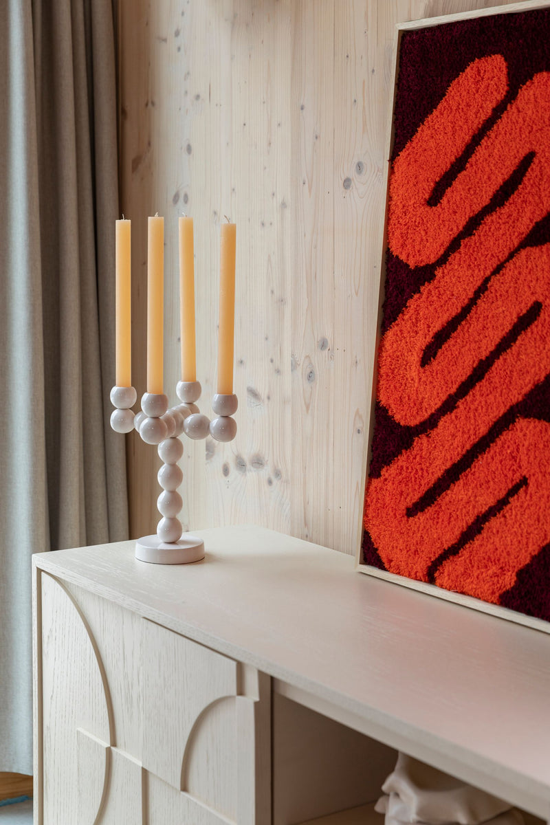 Kerzenständer Bubbles Four aus Aluminium, glänzendes Beige, 4 Kerzen