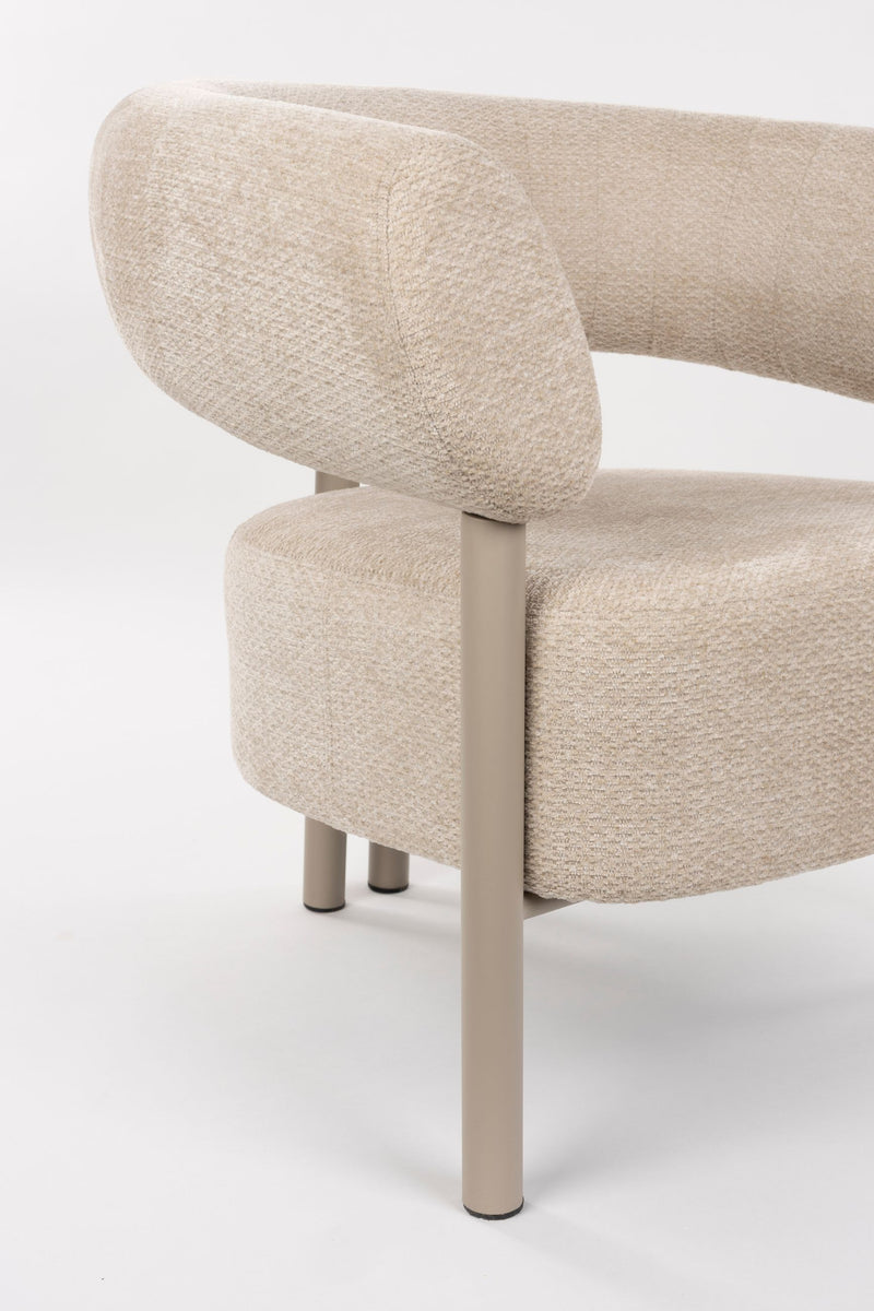 Loungesessel Heels Beige von Zuiver mit Metallgestell im Dreifuß-Look