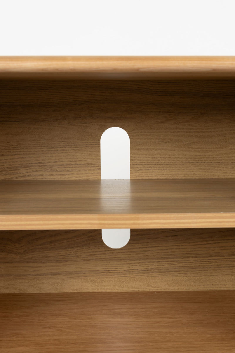 Sideboard Rise Medium Natural mit Eichenfurnier von Zuiver