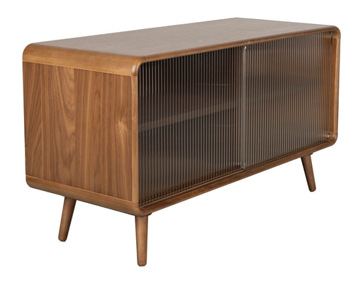 Sideboard Rise Walnut mit Schiebetür aus Riffelglas, Gesamtansicht von vorne schräg oben.