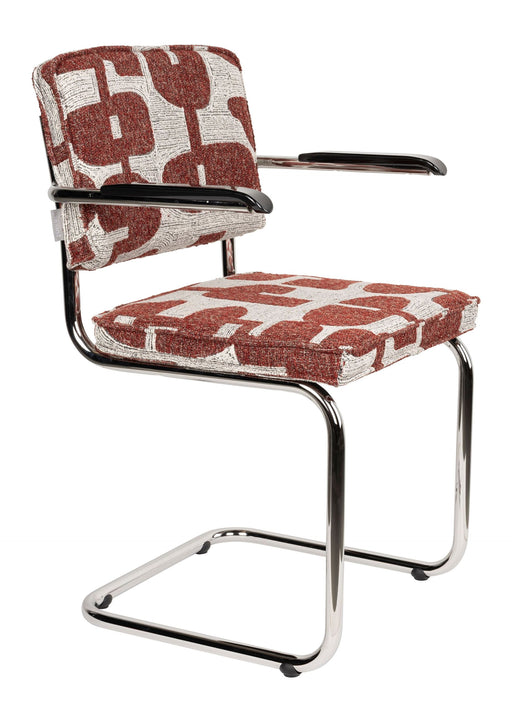 Ridge Deco Symbols Sessel mit geometrischem Muster in Rot, Chromgestell und schwarzen Armlehnen, Gesamtansicht.