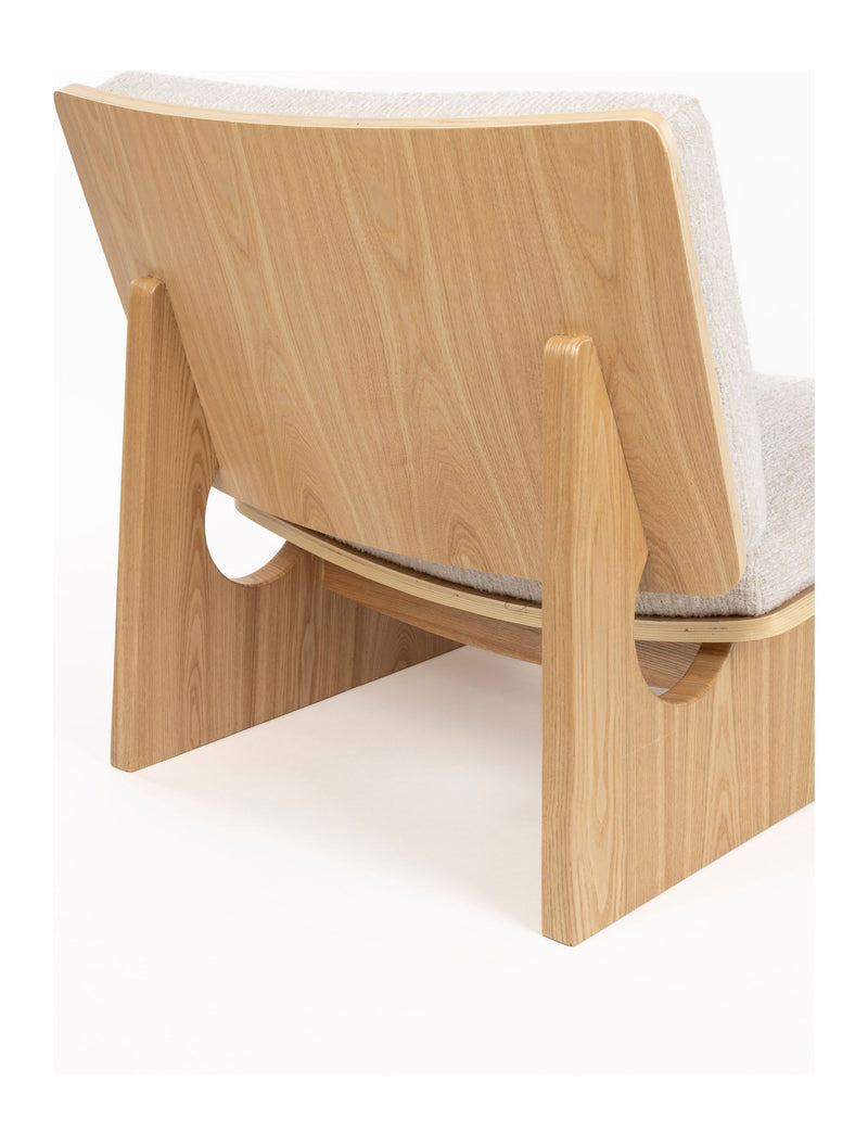 Loungesessel Volana Beige mit Eschenholz-Gestell von Zuiver