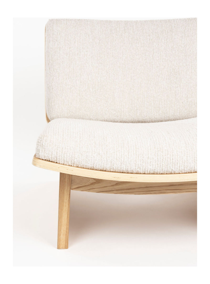 Loungesessel Volana Beige mit Eschenholz-Gestell von Zuiver