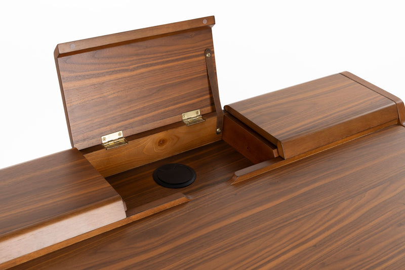 Schreibtisch Kaat Walnut mit Stauraum und Schubladen von Zuiver