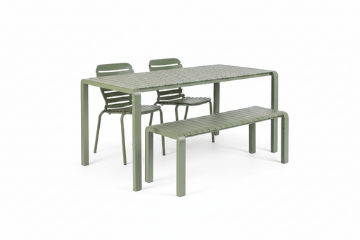 Gartenmöbel-Set Vondel mit grünem Aluminiumtisch, zwei Stühlen und Bank in Gesamtansicht.