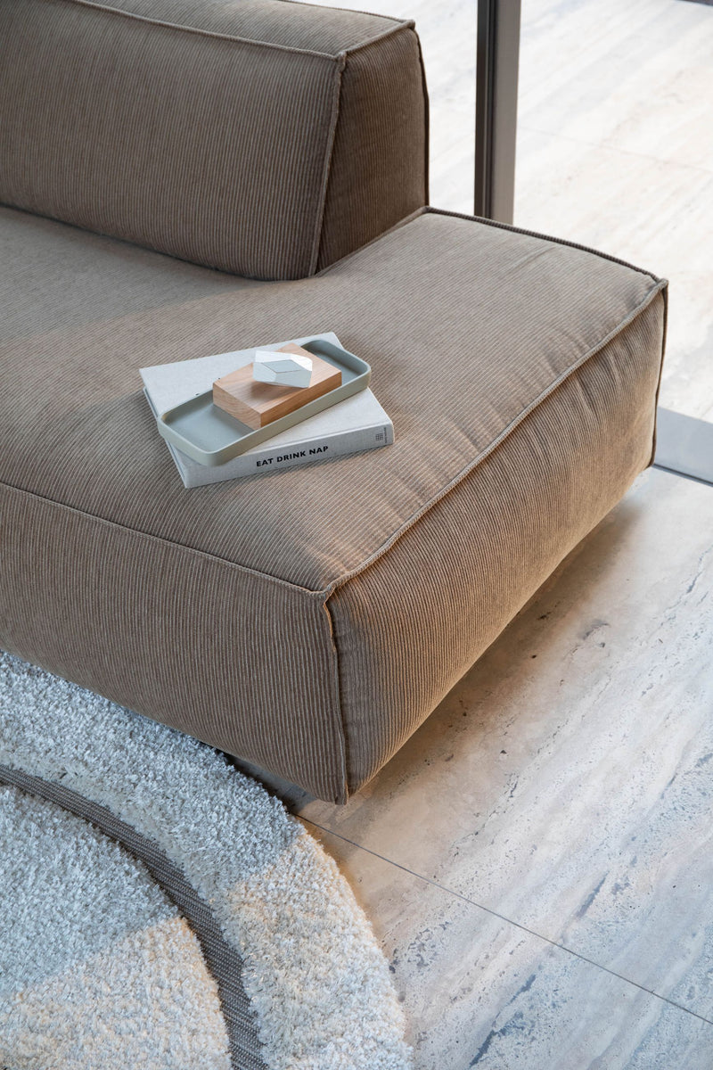 Ecksofa Fat Freddy Rib Right Caramel mit Rippenstoff von Zuiver