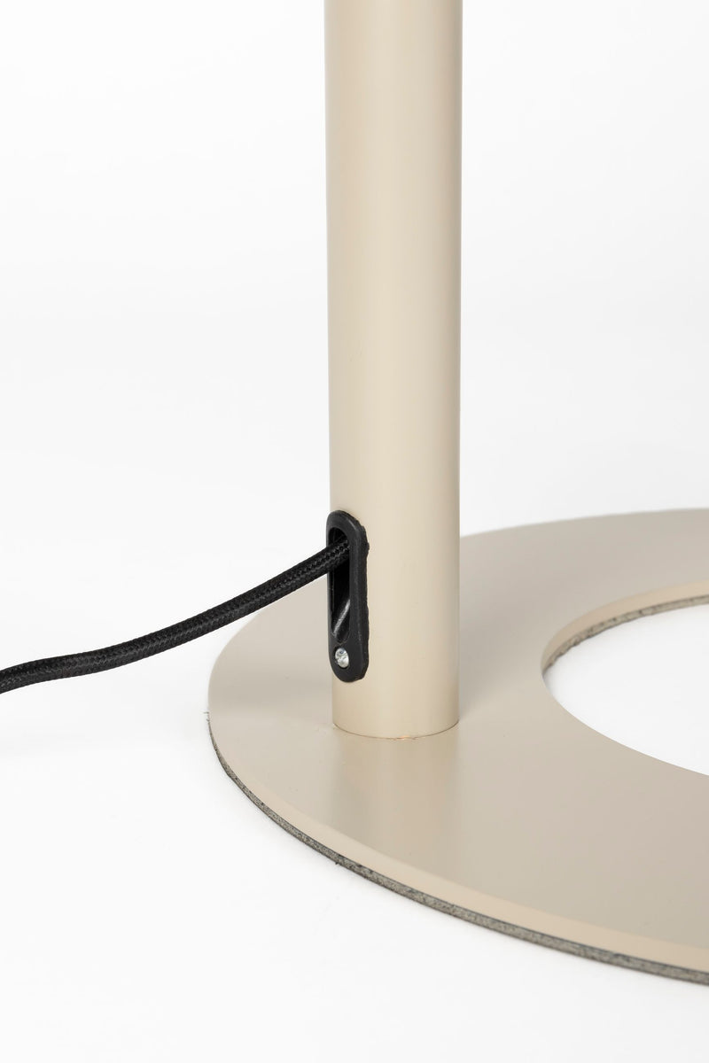 Stehlampe Arch Zuiver in Beige mit Acrylglas-Schirm und Eisengestell