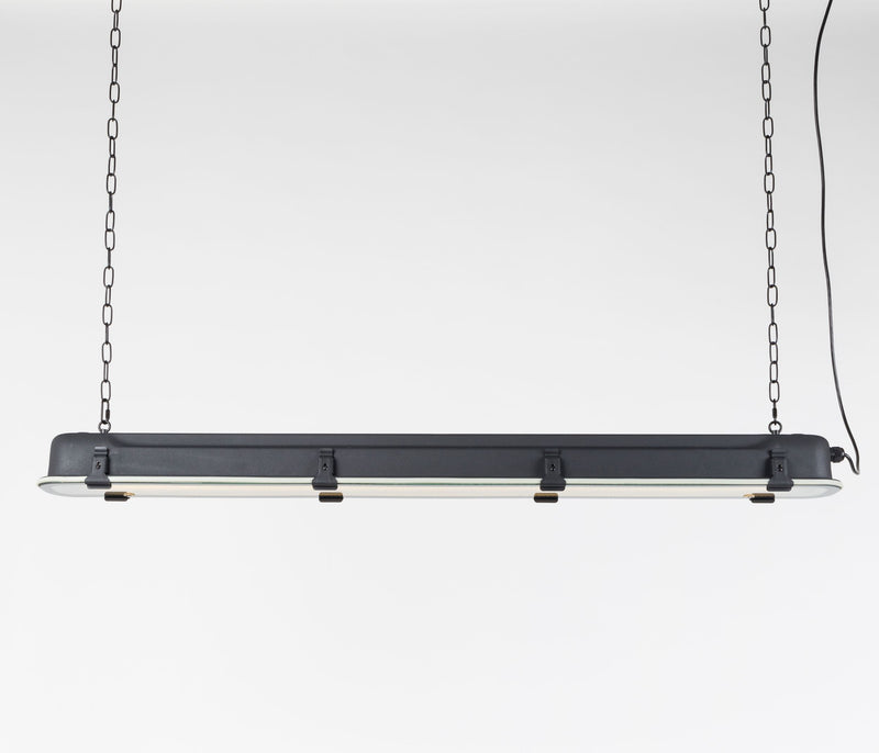 Pendelleuchte G.T.A. XL Schwarz mit Metallgestell im Industrial-Stil