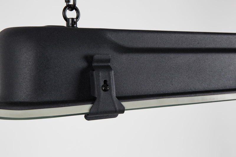 Pendelleuchte G.T.A. XL Schwarz mit Metallgestell im Industrial-Stil
