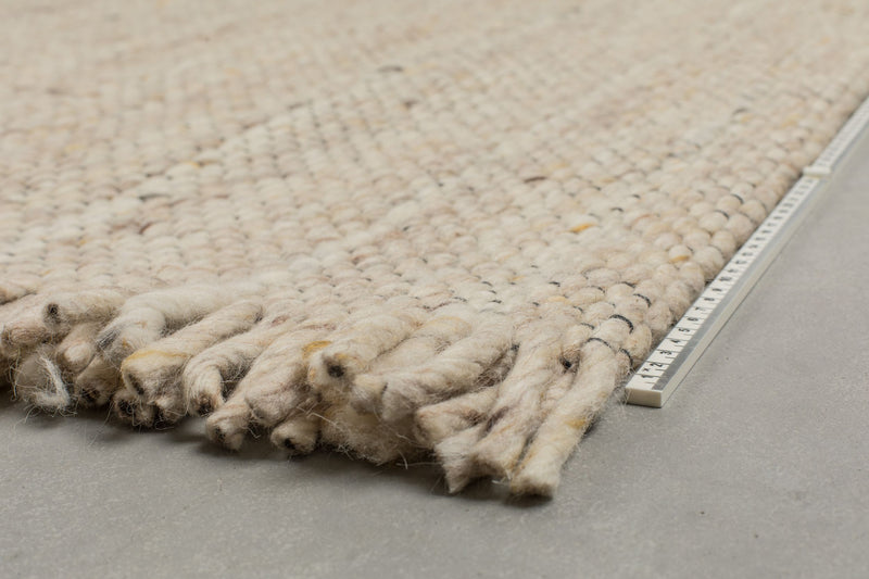 Teppich Frills 170x240 cm Beige/Yellow aus Wolle mit Fransenbordüre