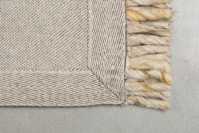 Teppich Frills 170x240 cm Beige/Yellow aus Wolle mit Fransenbordüre