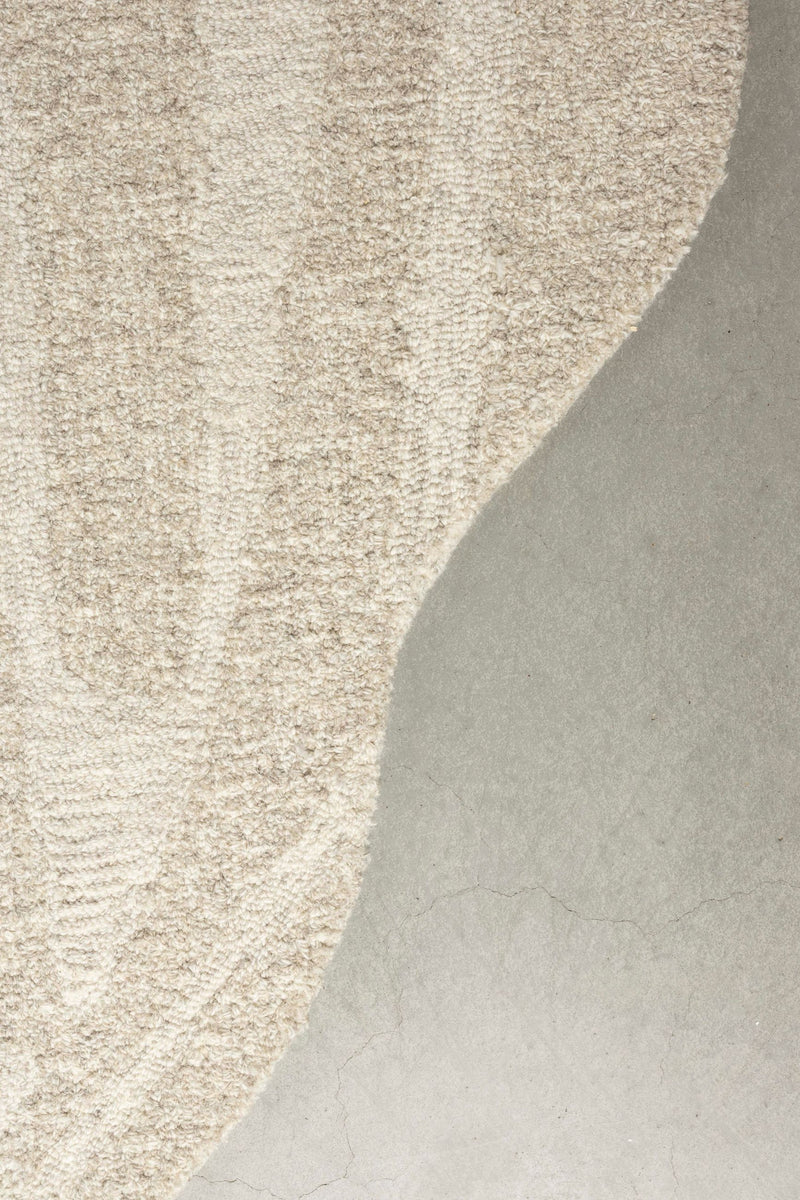Teppich Forms 160x230 cm aus 100% Wolle in Weiß von Zuiver