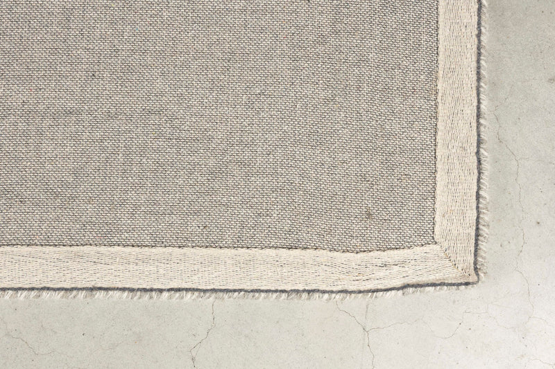 Teppich Frantic 160x240 aus 100% Wolle in Grau-Creme von Zuiver