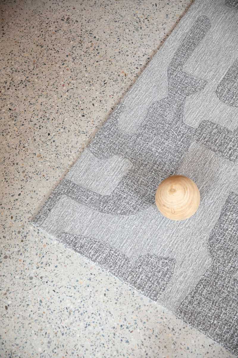 Teppich Frantic 160x240 aus 100% Wolle in Grau-Creme von Zuiver