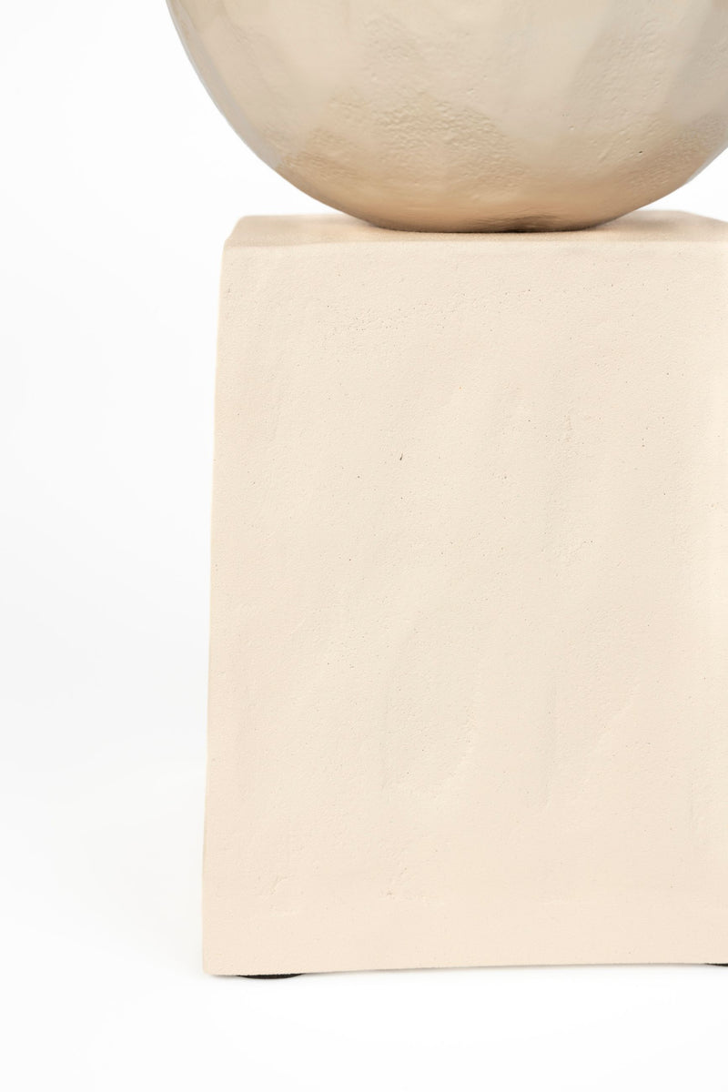 Vase Crocus Beige von Zuiver aus Aluminium mit kugelförmigem Design