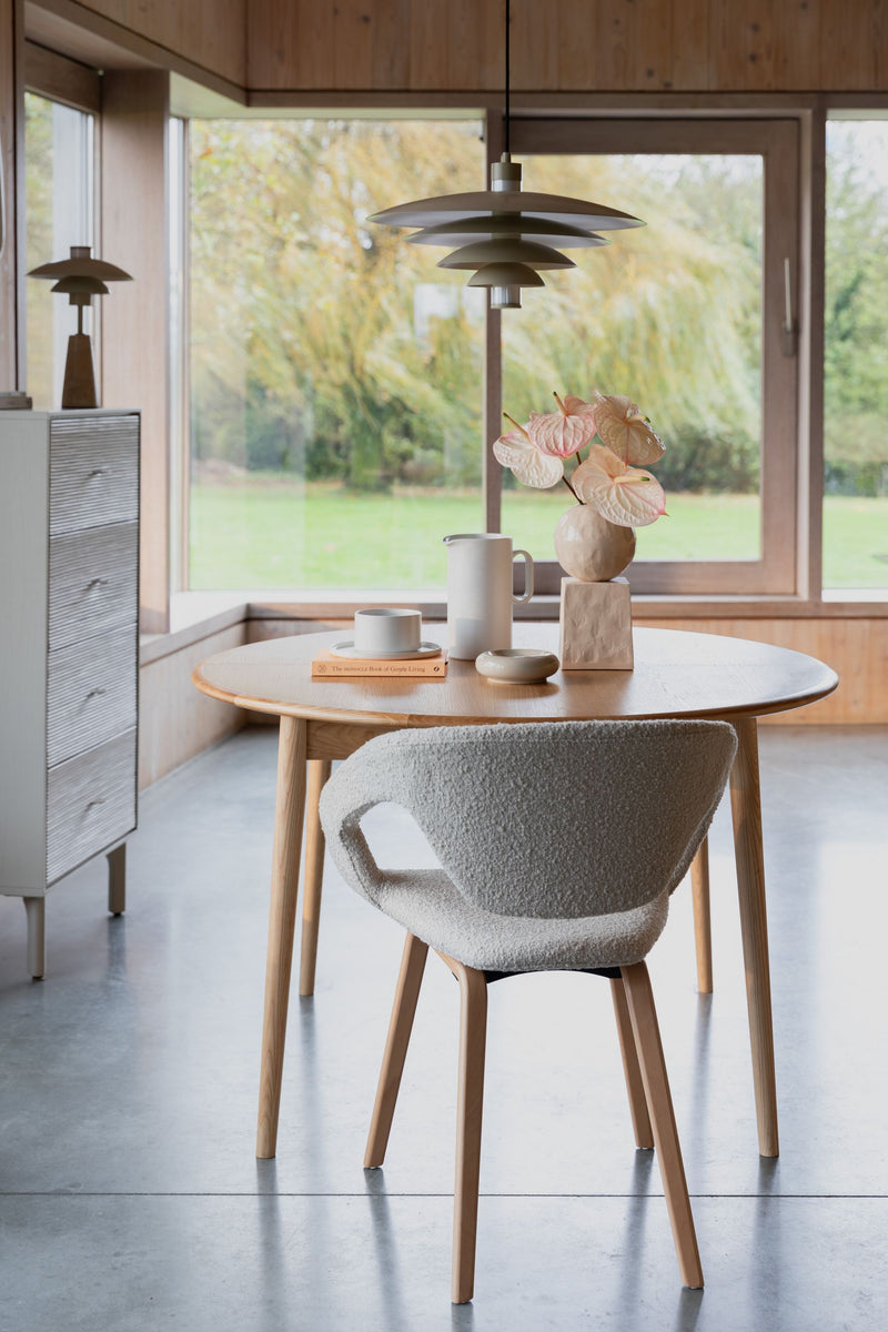 Vase Crocus Beige von Zuiver aus Aluminium mit kugelförmigem Design