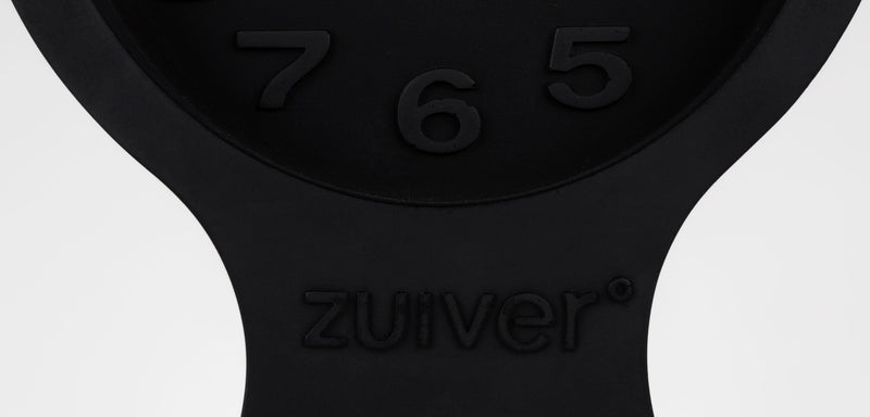 Wanduhr Pendulum Time aus Beton, Schwarz mit Retro-Design von Zuiver
