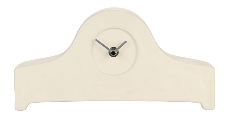 Uhr Grandma von Zuiver, Keramik-Wanduhr in Beige mit silbernen Zeigern