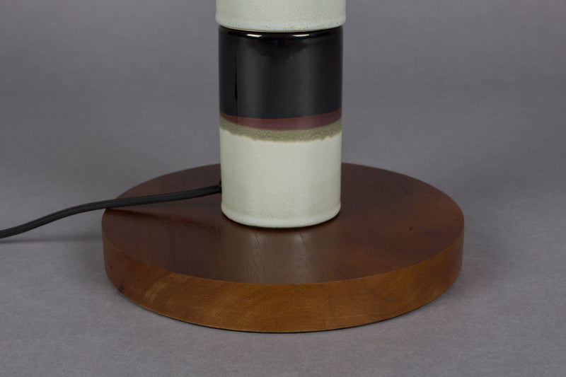 Stehlampe Vertigo Dutchbone, Nussbaumholz-Fuß mit Leinenschirm