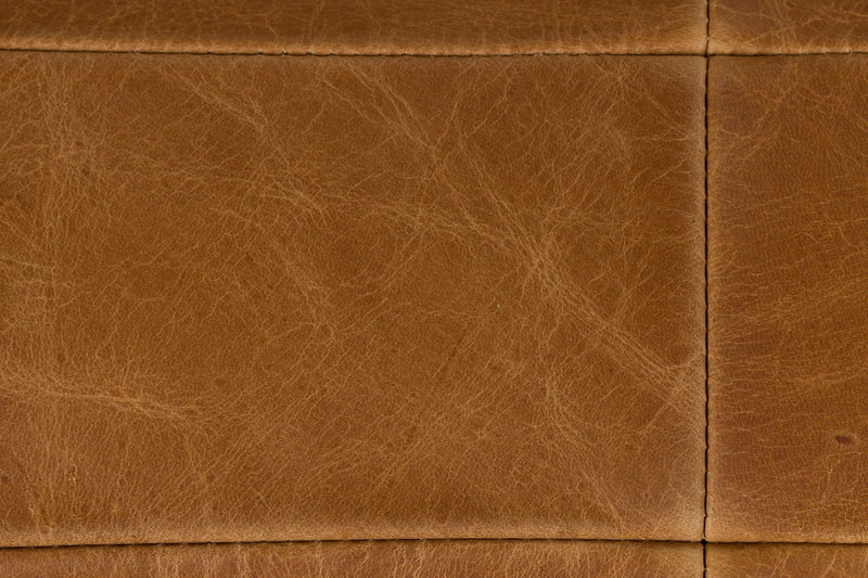 Loungesessel Wyatt Cognac aus Leder mit Gummibaumholz-Beinen