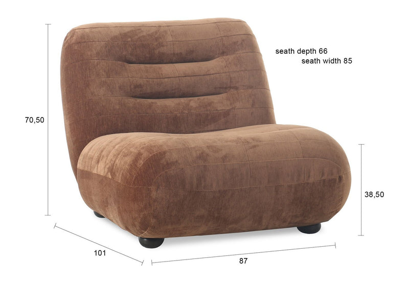 Loungesessel Wyatt Cognac mit Veloursbezug im Boho-Chic von Dutchbone