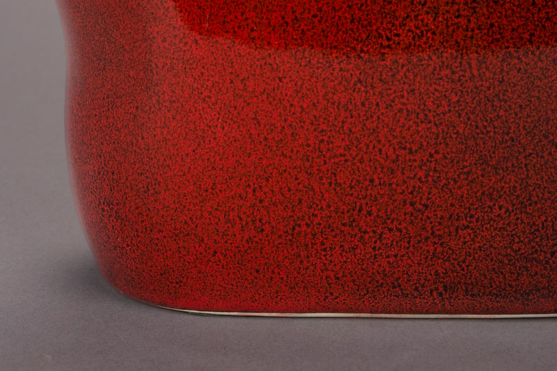 Handgefertigte Vase Edna M in Rot aus Keramik von Dutchbone
