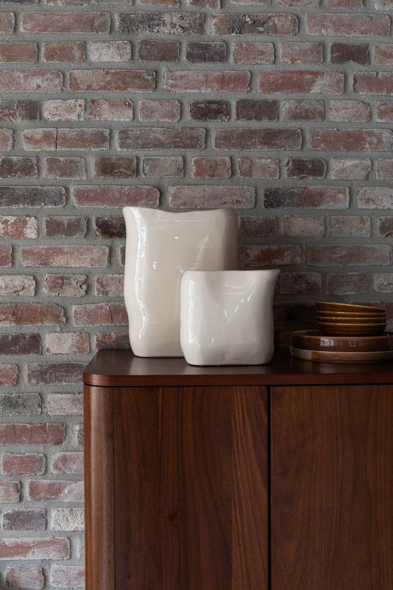 Deko-Vase Edna M Beige aus handgefertigter Keramik von Dutchbone