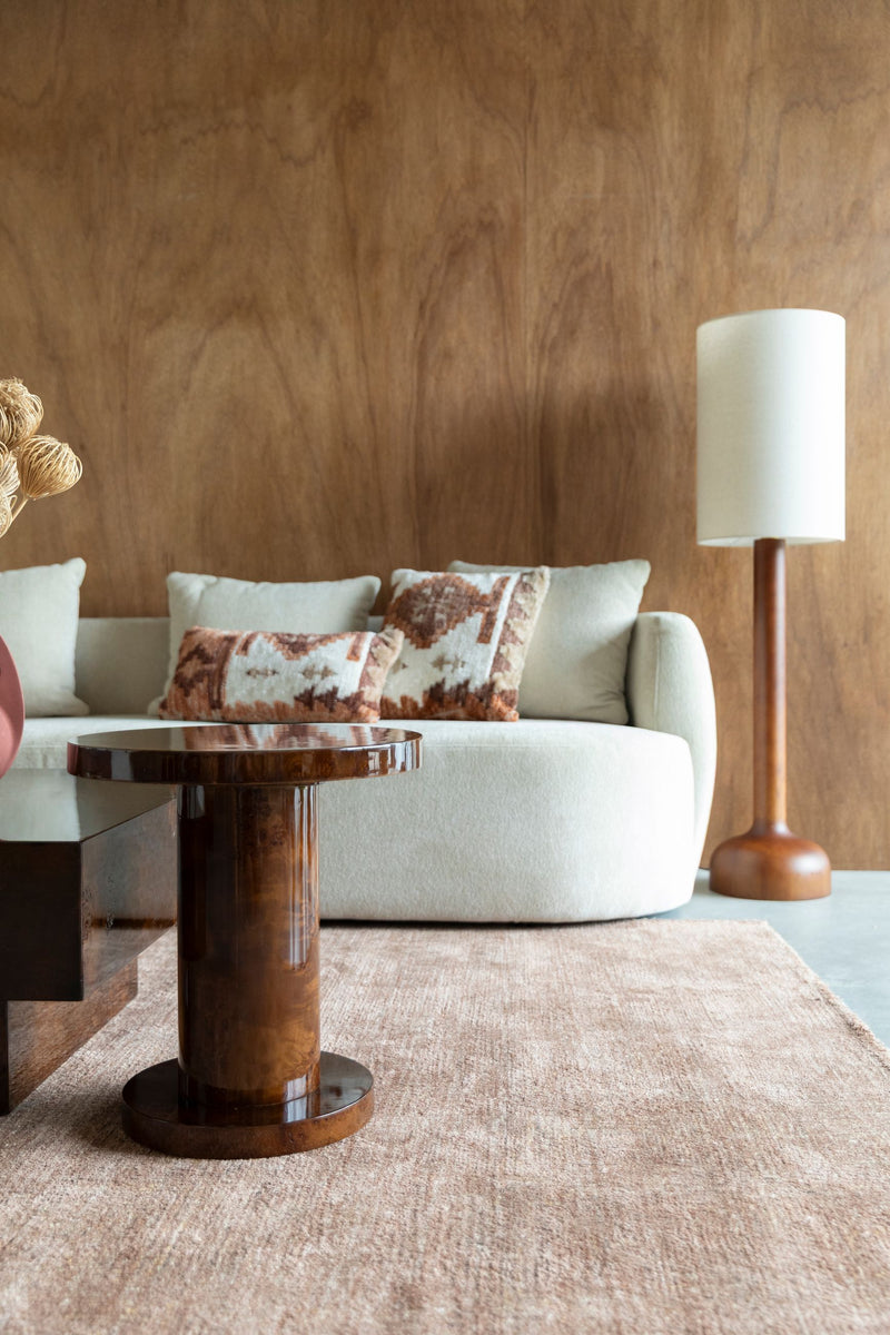 Beistelltisch Quinn im Retro-Design mit Walnussfurnier von Dutchbone