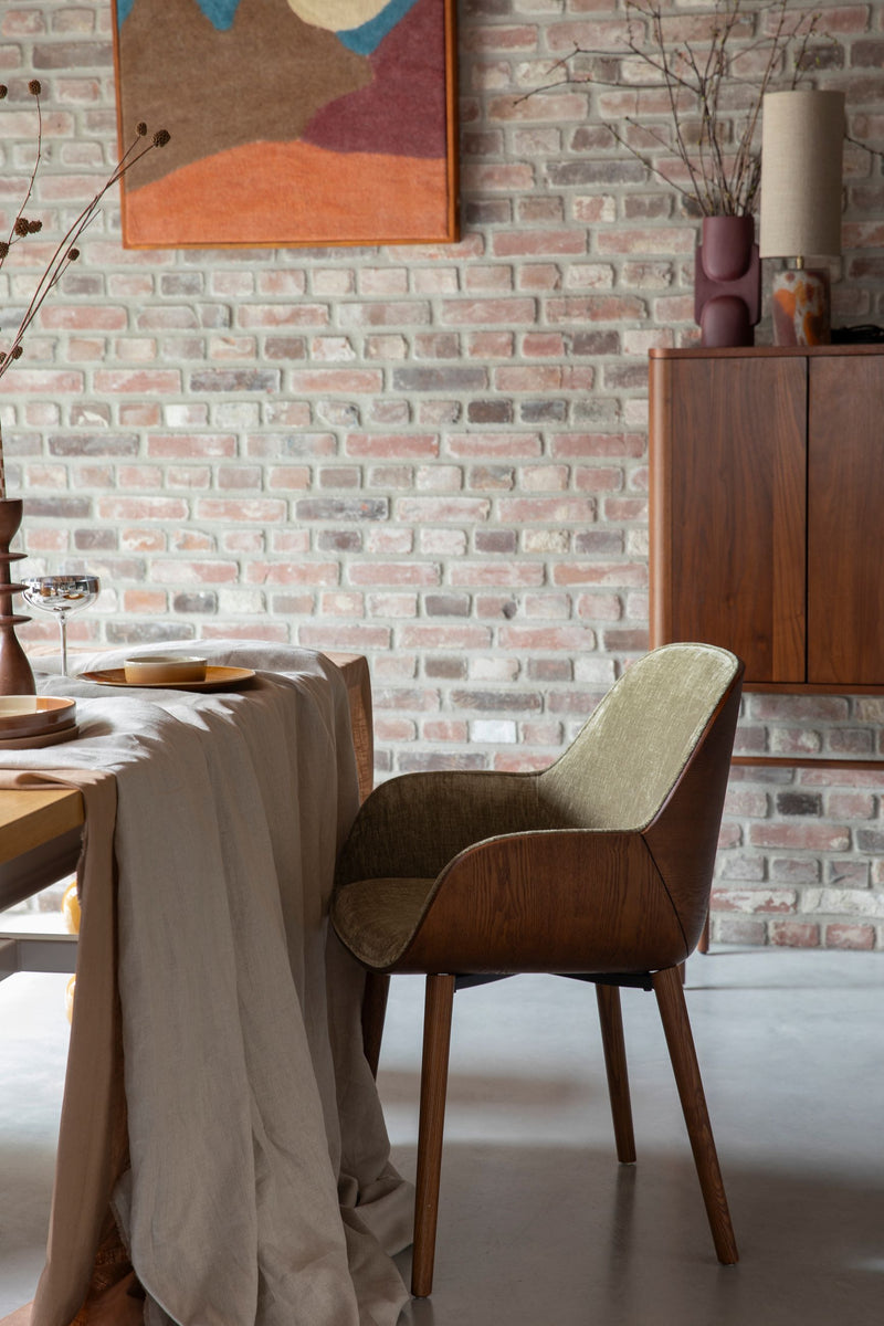 Sessel Taylor Green im Vintage-Look mit Samtbezug von Dutchbone