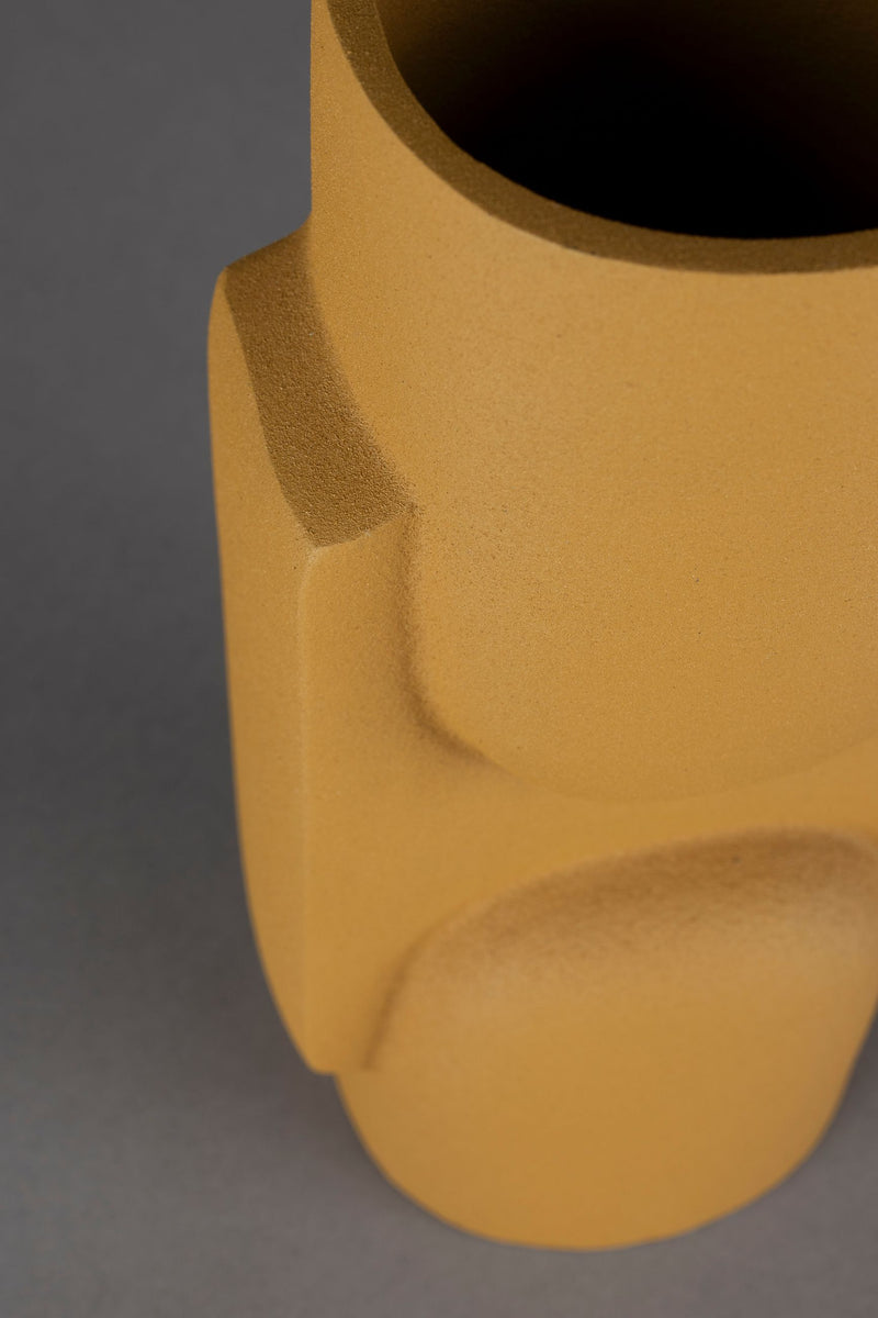 Vase Santos Ochre von Dutchbone aus Aluminium im 70er-Retro-Look