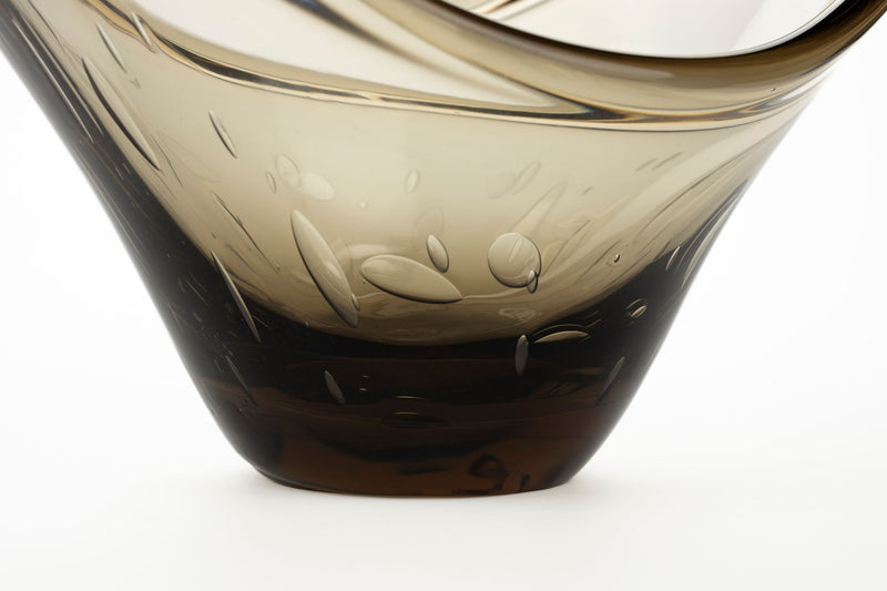 Tablett Dale aus schwarzem Rauchglas mit geschwungener Form, Dutchbone
