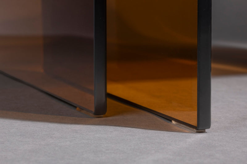 Beistelltisch Vetro 2er-Set aus Glas in Braun von Dutchbone