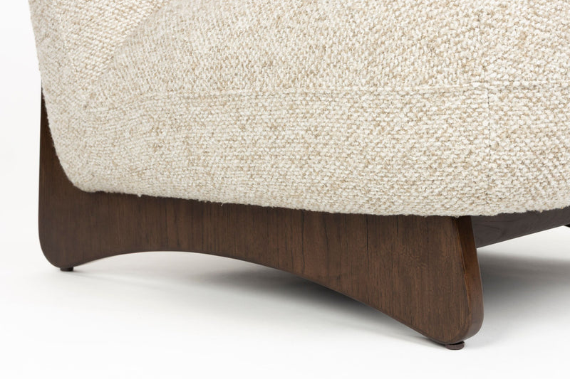 Loungesessel Loom Beige mit Eschenholz-Gestell im Boho-Vintage-Stil