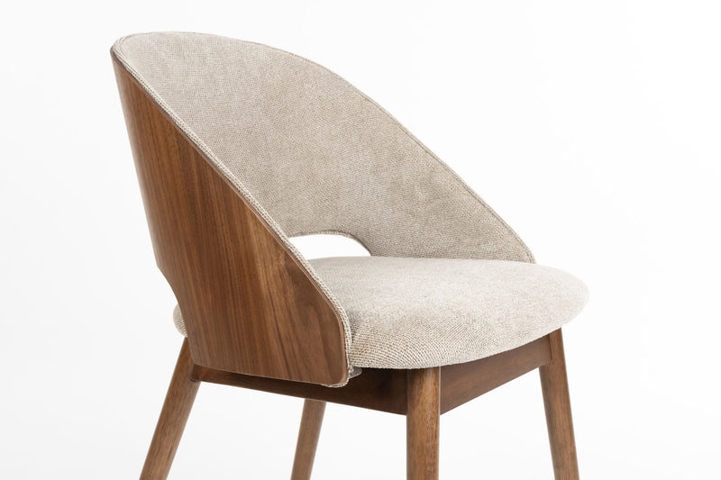 Esszimmerstuhl Velore Beige mit Gestell aus Gummibaumholz in Walnuss