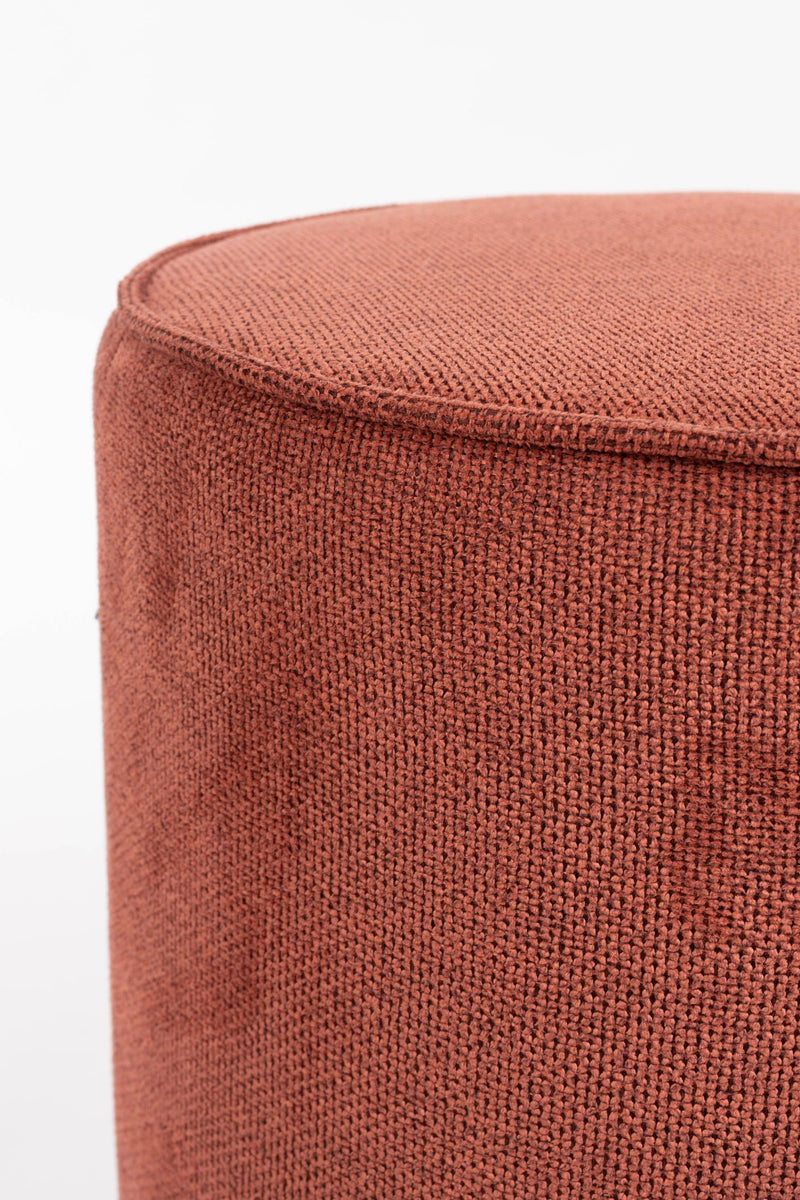 Hocker Bellevue Rot mit Holzgestell und Nussbaumfurnier von Dutchbone