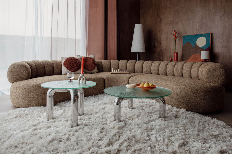 Sofa Duvane 7-Sitzer Braun mit Eukalyptusholz-Gestell im Boho-Chic